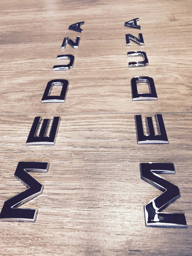 MEDUZA Bonnet & Tailgate Lettering Black Chrome Accent