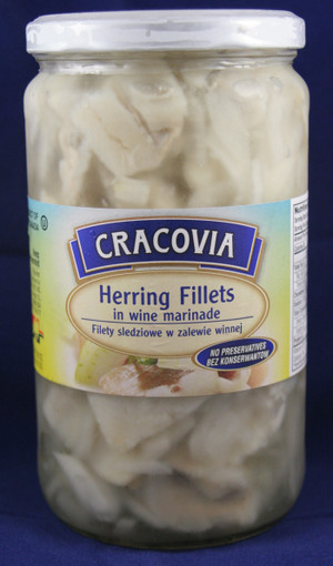 Herring Fillets in Wine Marinade
Filety Sledziowe w Zalewie Winnej
