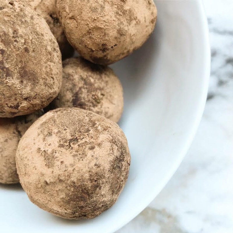 DUSTY NUT BALLS
