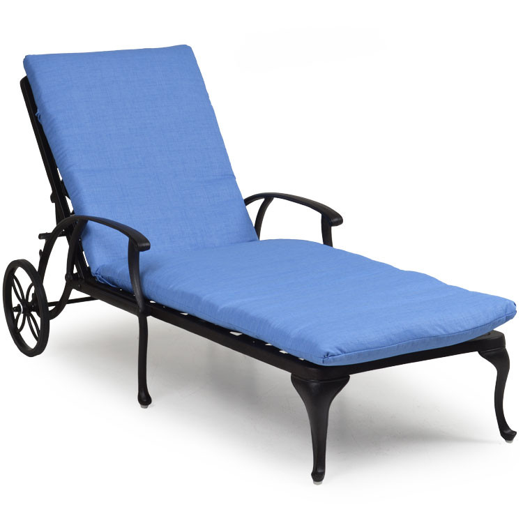 7109 Chaise Lounge