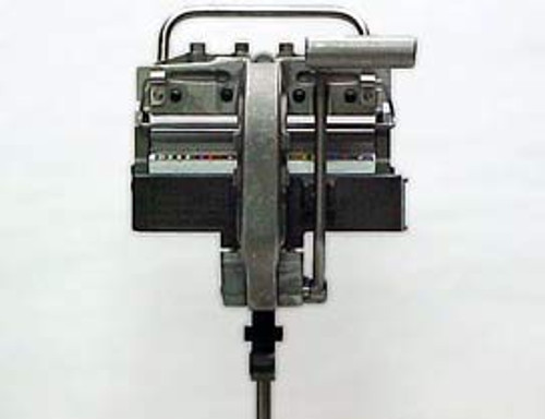 3M710 Presser and Mounting Bar Kit Used 3M710 Presser and Mounting Bar Kit Used