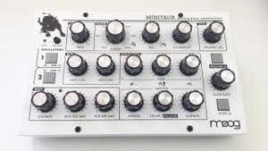 Used Moog MINITAUR Limited Edition White (mint)SOLD