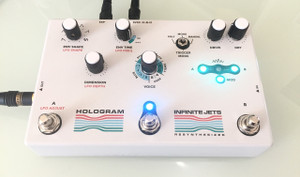 HOLOGRAM Infinite Jets Resynthesizer