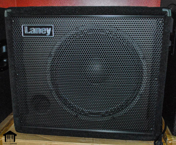 LANEY RB115 BASS CABINET 250 Watts LANEY RB115 BASS CABINET 250 Watts