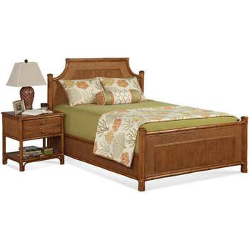 Summer Retreat Arched Queen Complete Bed with Nightstand Summer Retreat Arched Queen Complete Bed with Nightstand