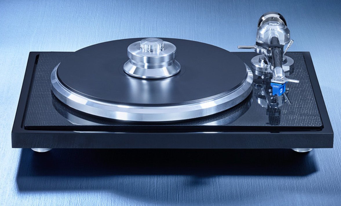 EAT C-Major Turntable 9"Tonearm, Dust Cover, Optional Ortofon Quintet Blue Cartridge