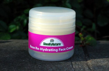 Rose Re-Hydration Face Cream with Shea Butter, Vegan Collagen, Rose Oil and Antioxidants (60ml) Rose Re-Hydration Face Cream with Shea Butter, Vegan Collagen, Rose Oil and Antioxidants (60ml)