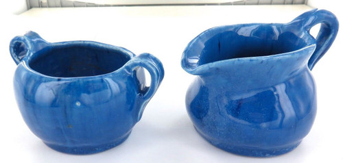 1934 HARVEY SCHOOL POTTERY. MATCHING PAIR SUGAR & CREAMER. DATED & INITIALLED.