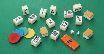 Nintendo Japan “Yakuman Firebird” Mahjong Set Nintendo Japan “Yakuman Firebird” Mahjong Set