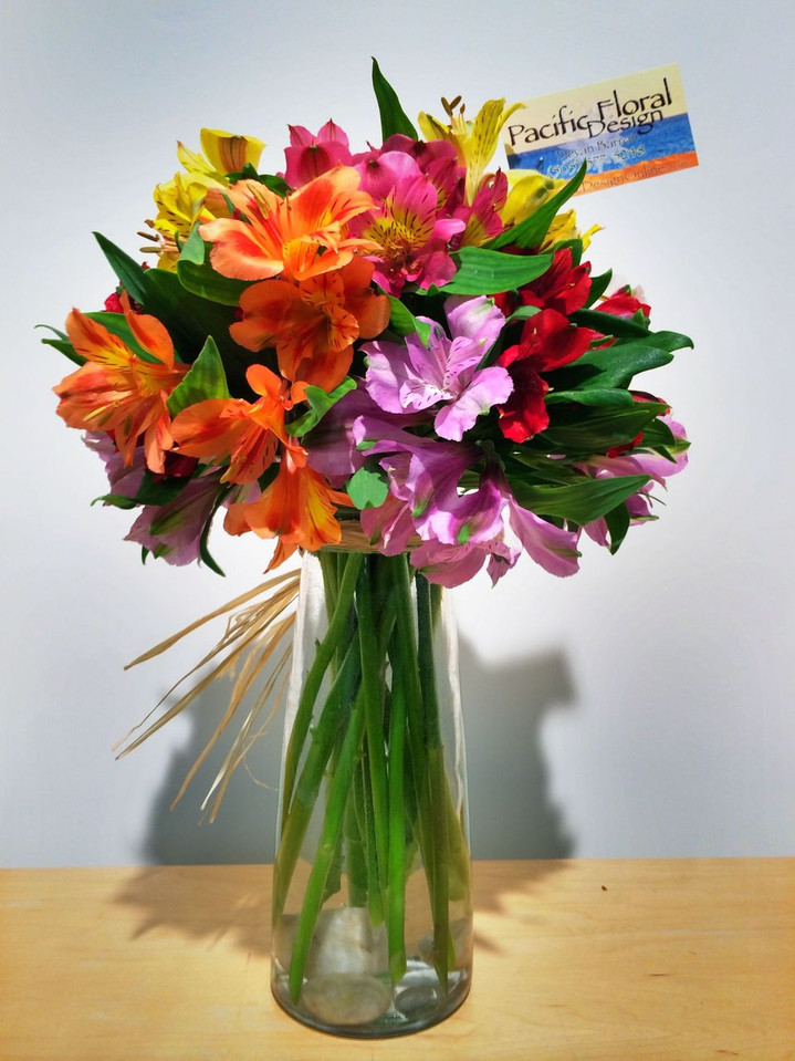 All Alstroemeria - Includes in town delivery! All Alstroemeria - Includes in town delivery!