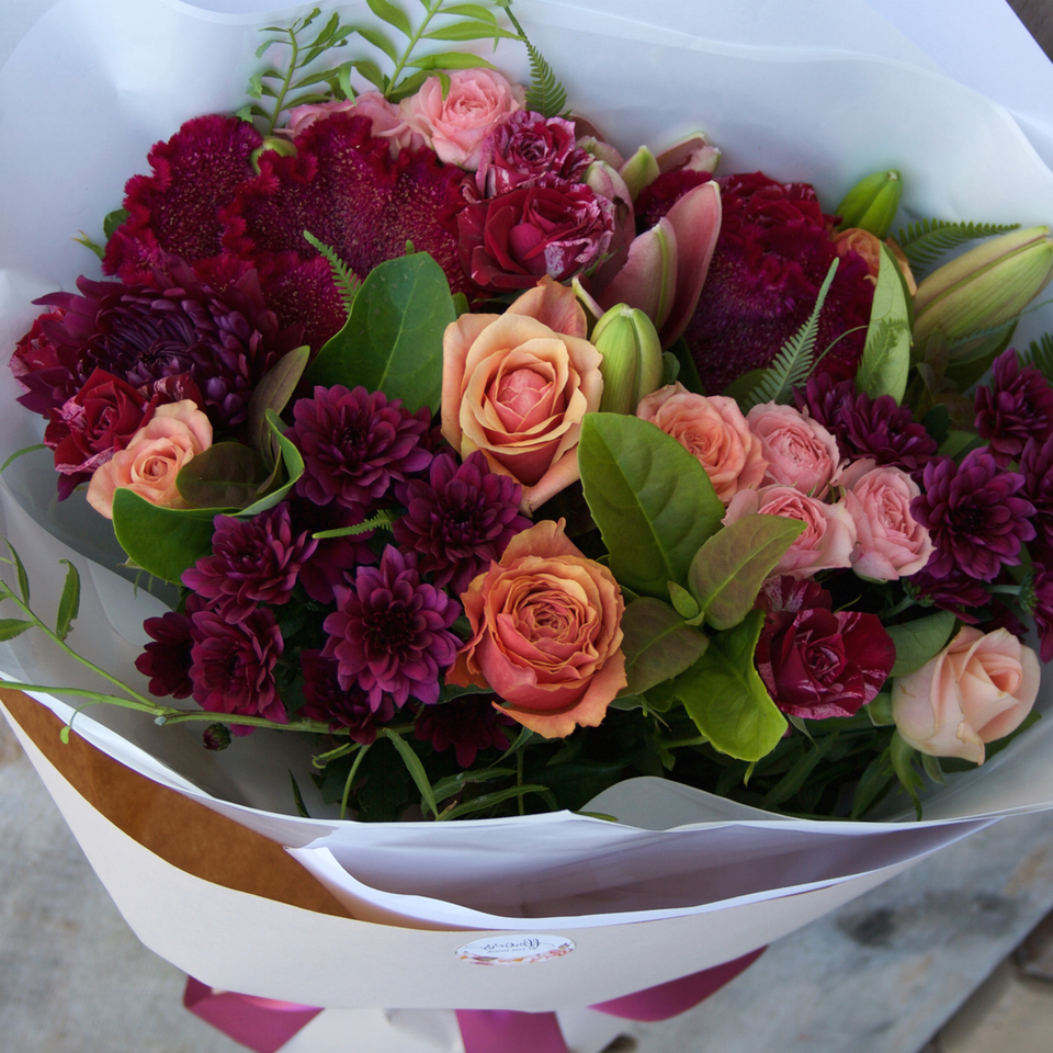 Vibrant Bouquet of Flowers