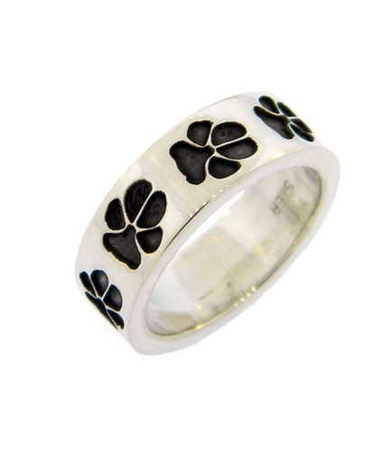 Journey Ring with Recessed Custom Paws