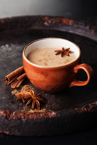 "Wondrous Wicks " Cinnamon Chai - 4 OZ - Burns 20-25 Hours!