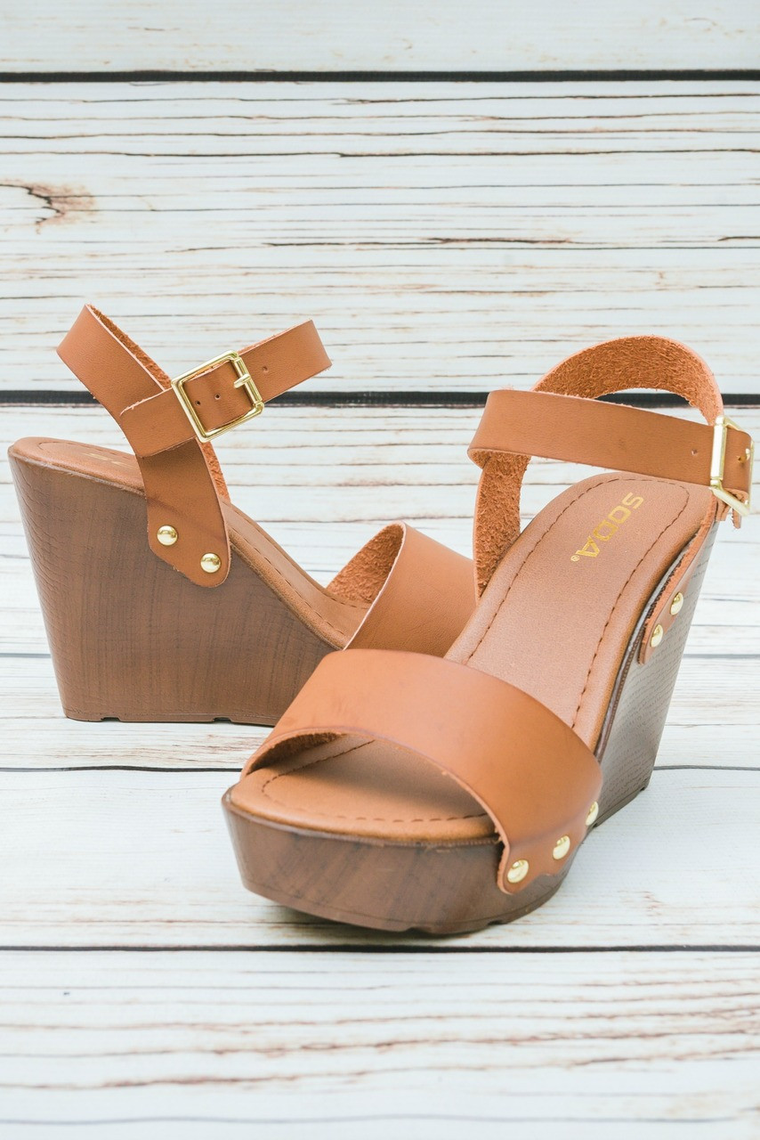 Meredith Tan Wooden Studded Platform Wedge