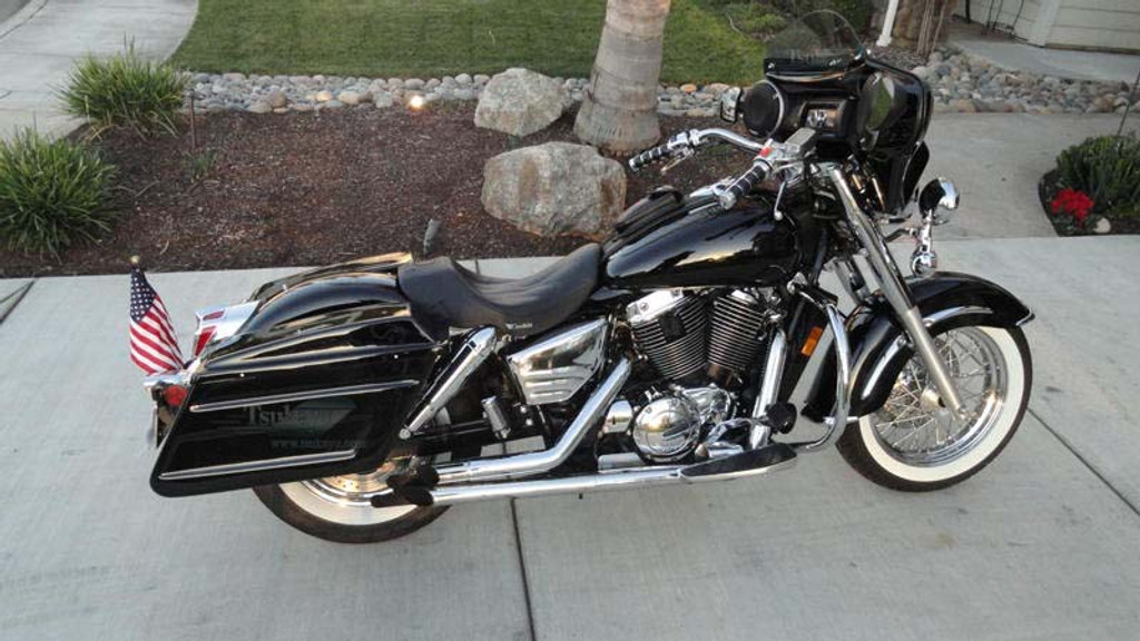 honda shadow 750 fairing with radio