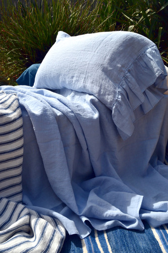 Luxurious stonewashed linen fitted sheet, Sky blue