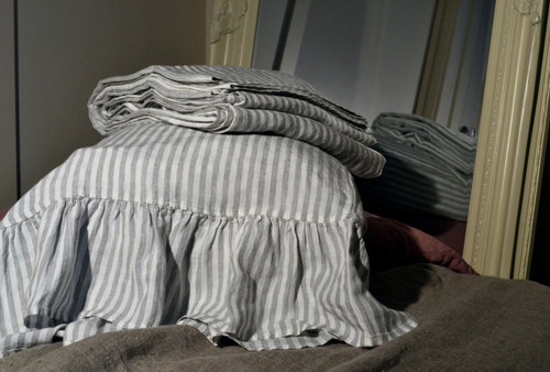 Striped linen pillow case with ruffle