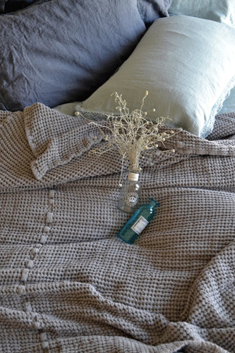 Waffle linen blanket, Fossil Grey