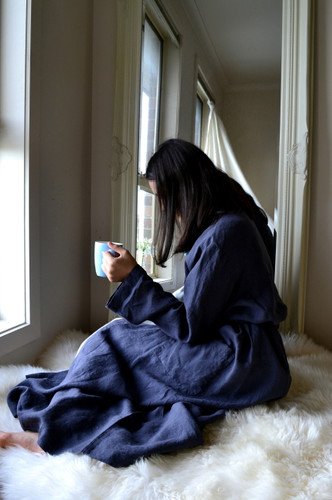 Midnight Blue Stonewashed Linen Bath/Spa Robe