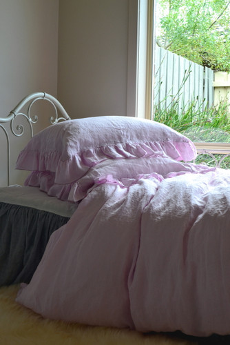 Dusty Pink linen pillow case with ruffle