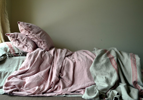 Rose Quartz stonewashed linen quilt cover. Heavy weight rustic linen