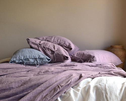 Faded Lilac Heavy weight Rustic linen pillow case with ties