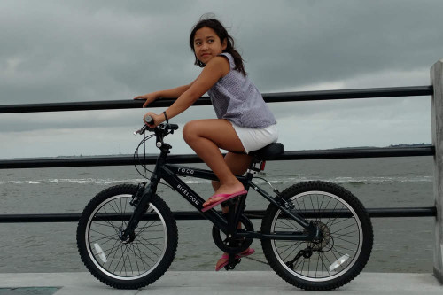 Race kids mountain bike