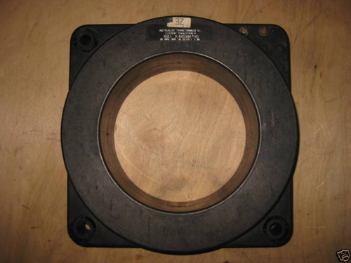 IT CT 0144D2684P005 Current Transformer Ratio 300:5 A (EBI2503-9)