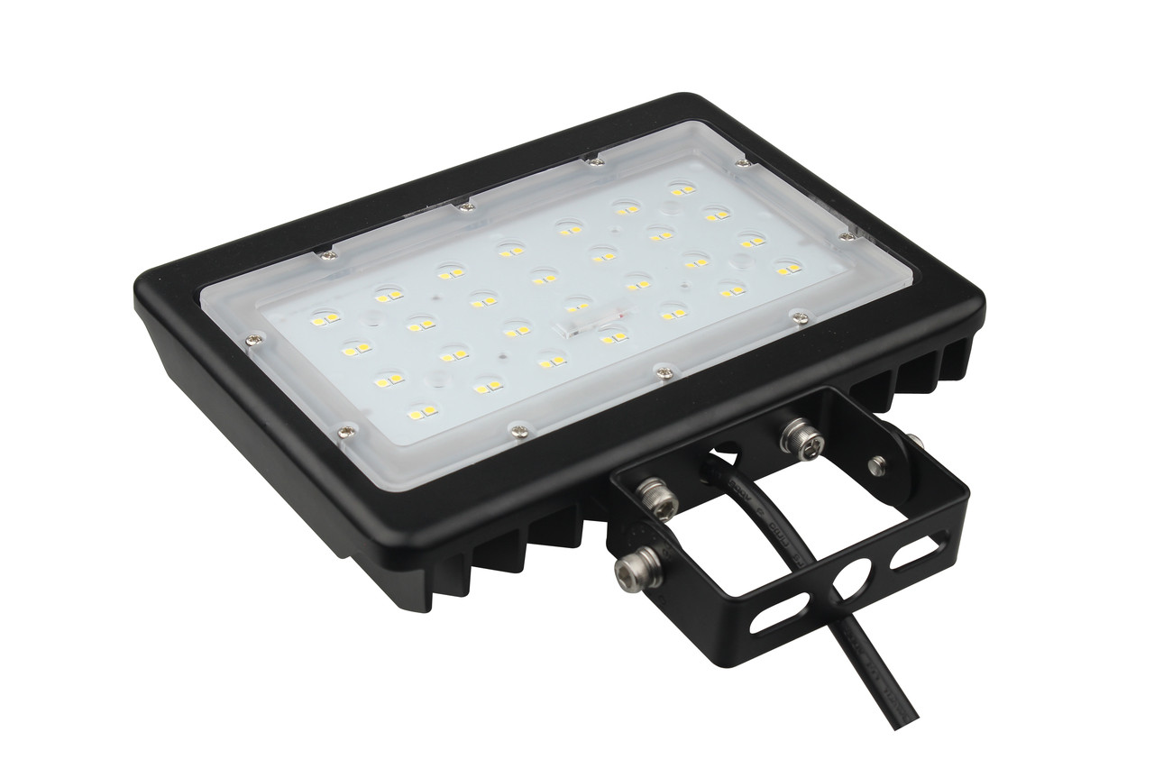 50W LED Flood Light Fixture Yoke 6800 Lumens 5 year Warranty