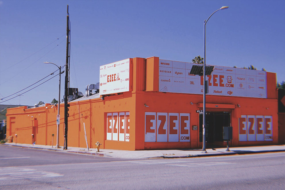 E ZEE 1: 7402 W Sunset Blvd, Los Angeles, CA, 90046