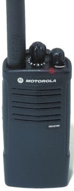 The Motorola RDU4100 two way radio offers 10 channels and 4 watts of power, providing coverage for up to 350,000 square feet or 30 floors. Plus it has a Die cast metal chassis. The Motorola RDU4100 two way radio offers 10 channels and 4 watts of power, providing coverage for up to 350,000 square feet or 30 floors. Plus it has a Die cast metal chassis.