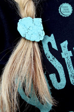 Rowdy Crowd Ponytail, Turquoise Slab