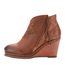 Women's Ariat Boot, Stax Stud, Wedged, Tan