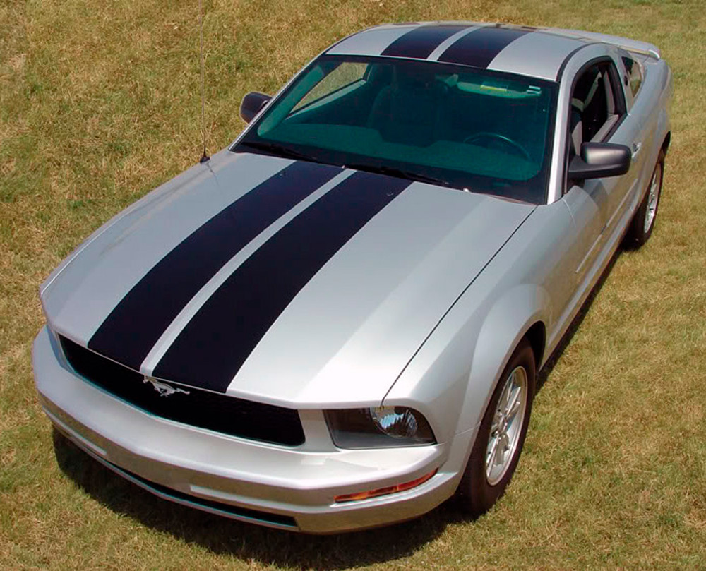 mustang with racing stripes