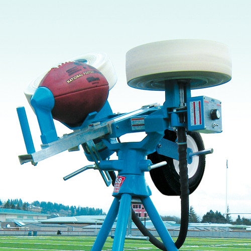Field General™ Football Machine Field General™ Football Machine