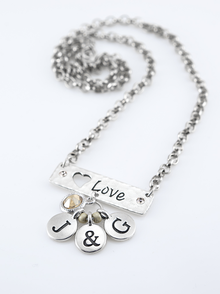 true-love-necklace-ipad.jpg
