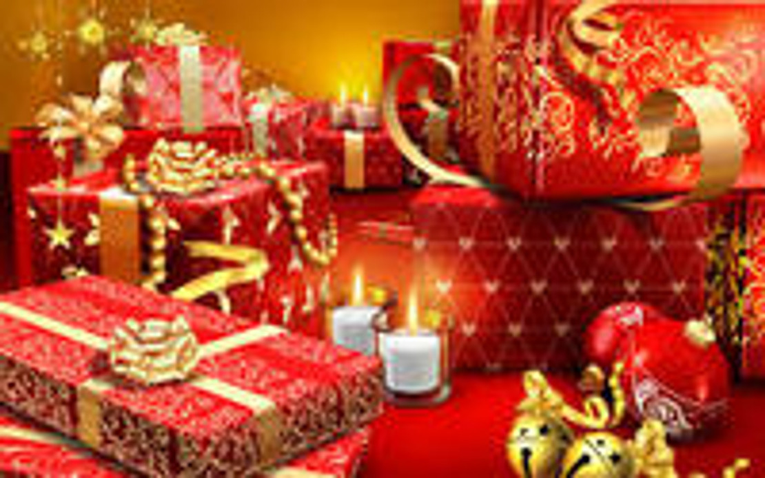 Deck the Halls with Beautyfeatures.ie Christmas Gift Collection Deck the Halls with Beautyfeatures.ie Christmas Gift Collection