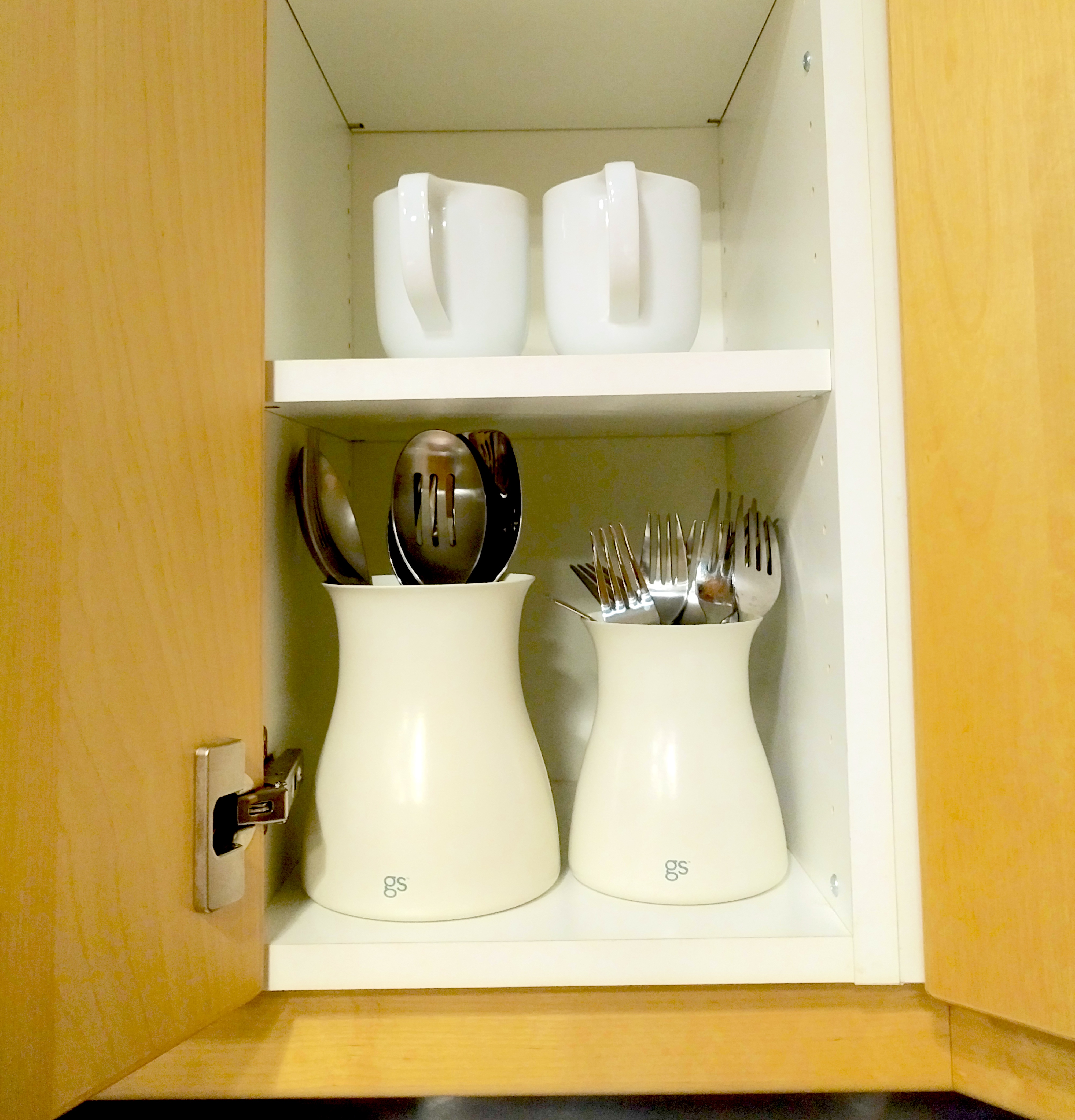 upright-in-cupboard.jpg