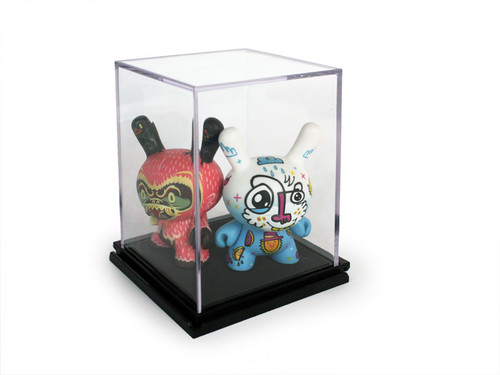 fits all sorts of minifigures like Dunny