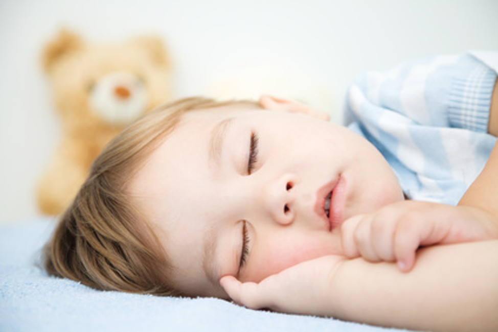 Off to Bed Sleepy Head - 13 Tips for Easy Transitioning from Cot to Bed
