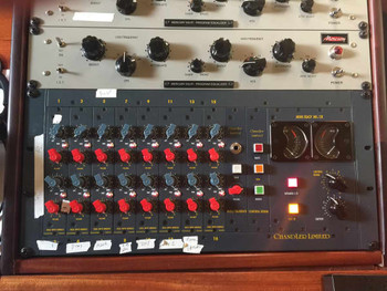 Chandler Limited Mini Rack Mixer with PSU-2 Power Supply Chandler Limited Mini Rack Mixer with PSU-2 Power Supply