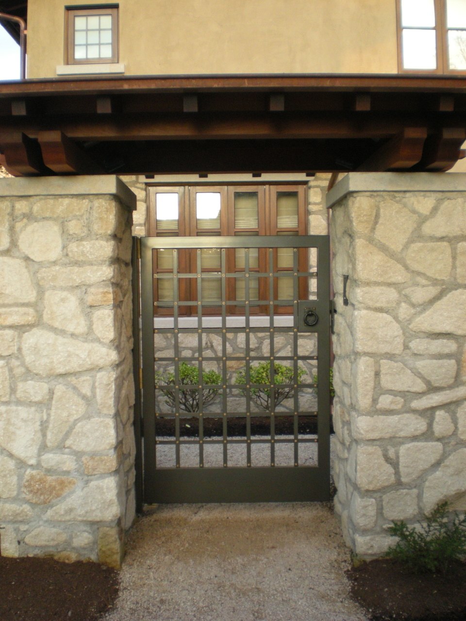 Coastal Bronze 60 100 Ring Latch On Metal Gate
