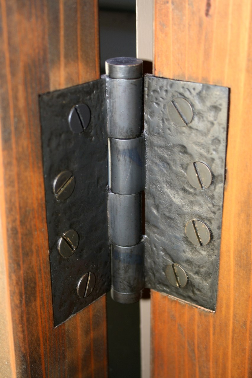 Dark Bronze 45x 5 High Load Hinge Sold as Each 30 405 installed closeup2 inner