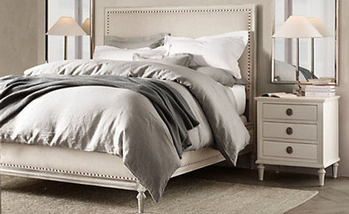 Bordeaux Queen Bed Suite Package (A/White)