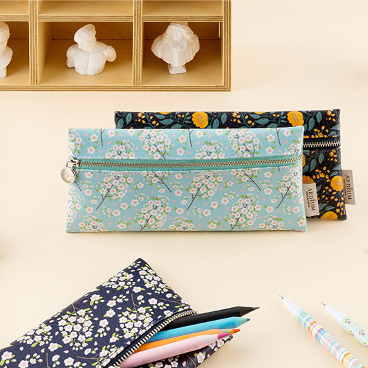 Ardium Flower pattern simple zipper pencil case fallindesign