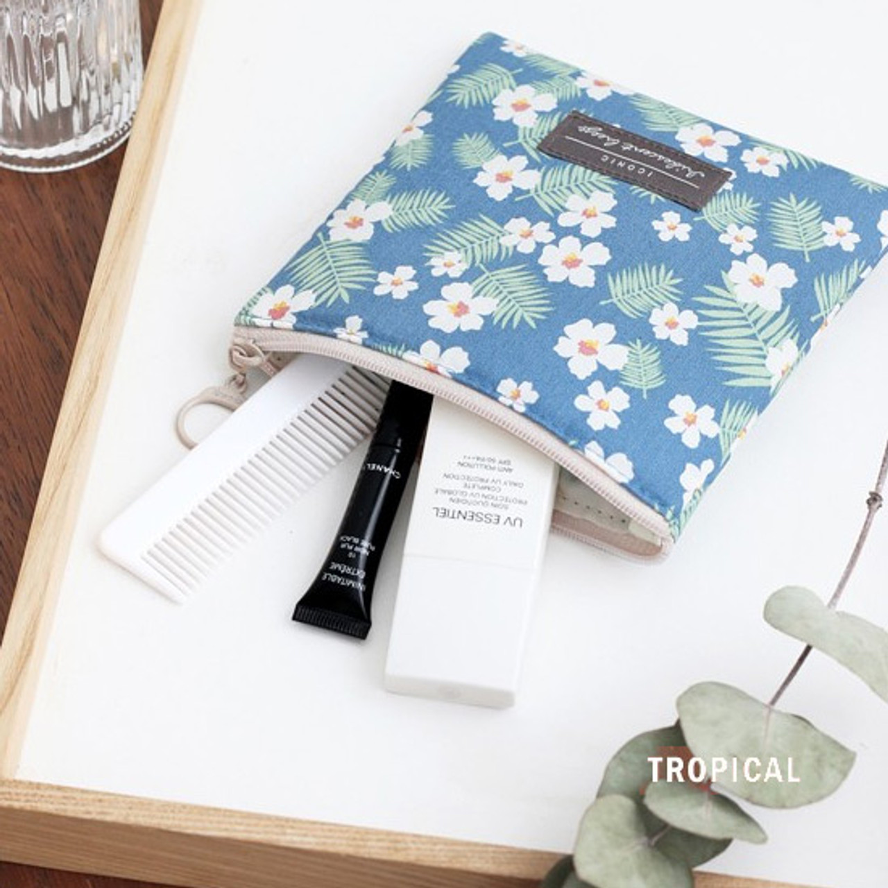 Iconic Comely pattern small flat zipper pouch