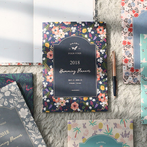 2018 Pour vous humming large dated monthly planner 2018 Pour vous humming large dated monthly planner
