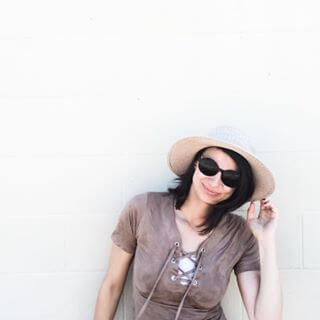 Crest 3D Whitestrips Natashia Canary Jane in Hat | Crest White Smile