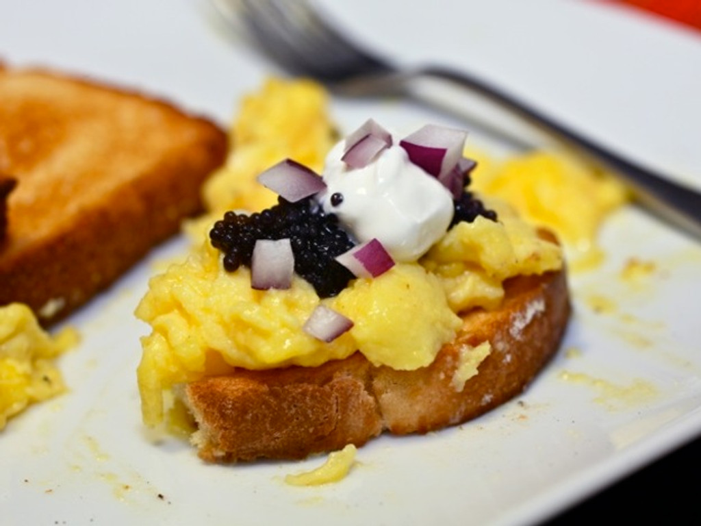 Caviar Recipes - Creamy Scrambled Eggs with Paddlefish Caviar