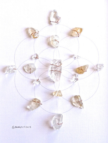 Crystal Grid ABUNDANCE AND PROSPERITY with Crystal Quartz and Citrine